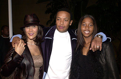 Dr Dre otra vez con su esposa y su hija